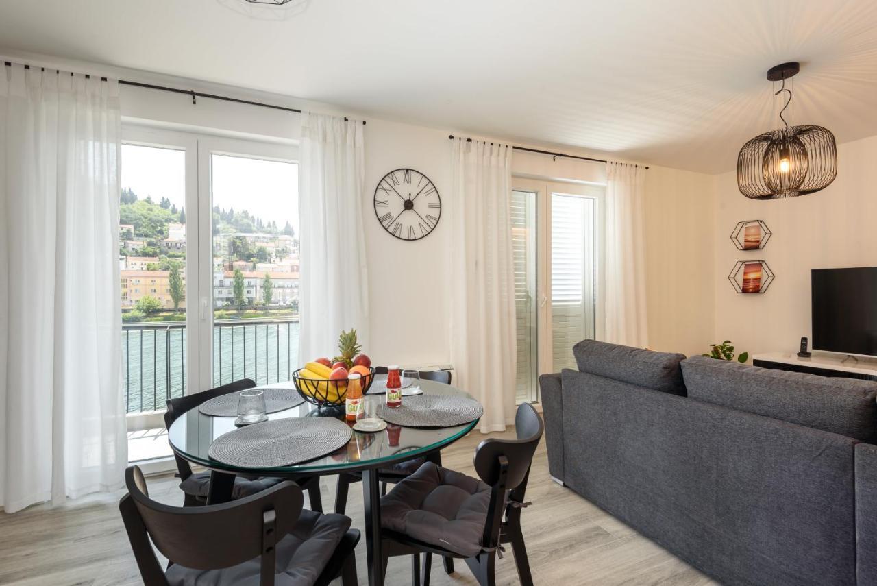 Apartman Vista Metkovic Luaran gambar