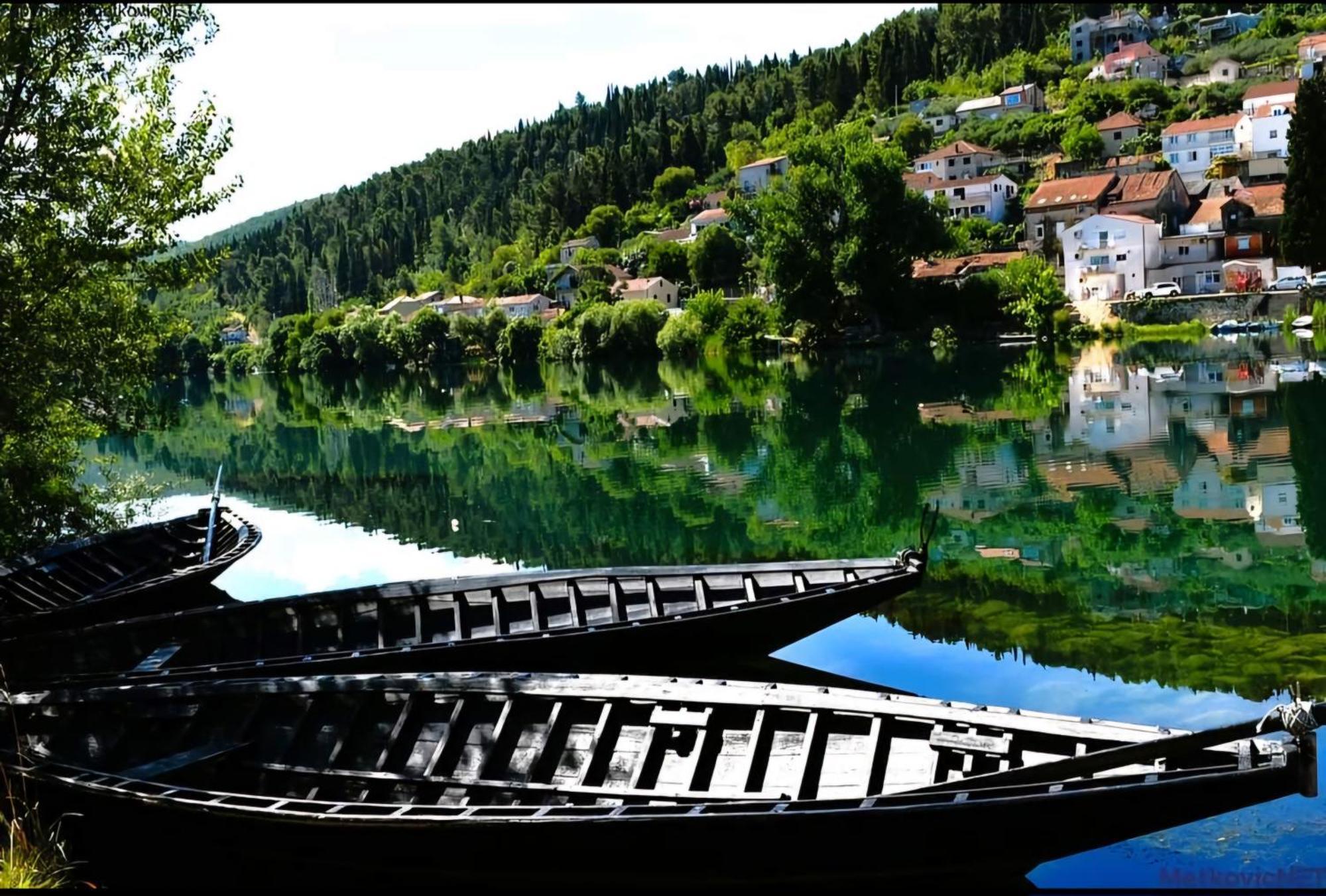 Apartman Vista Metkovic Luaran gambar